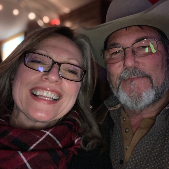 Meet your Posher, Susan - Picture 2 of 5